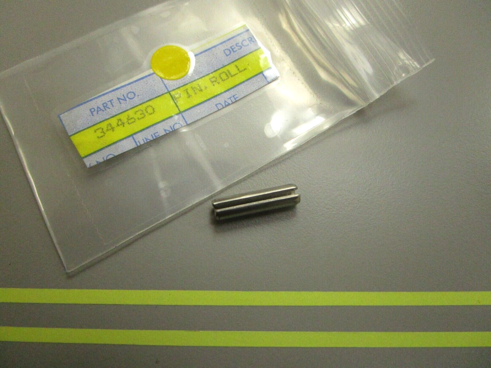 *NEW OEM* 0810 OMC Johnson Evinrude Roll Pin 344630 0344630