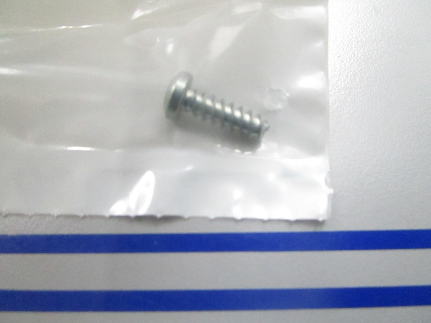 *NEW OEM* 0810 Harley Davidson Pan Head Torx Screw 10200133