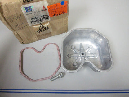*NEW OEM* 0720 Deutz Valve Mechan Cover 0423-8234