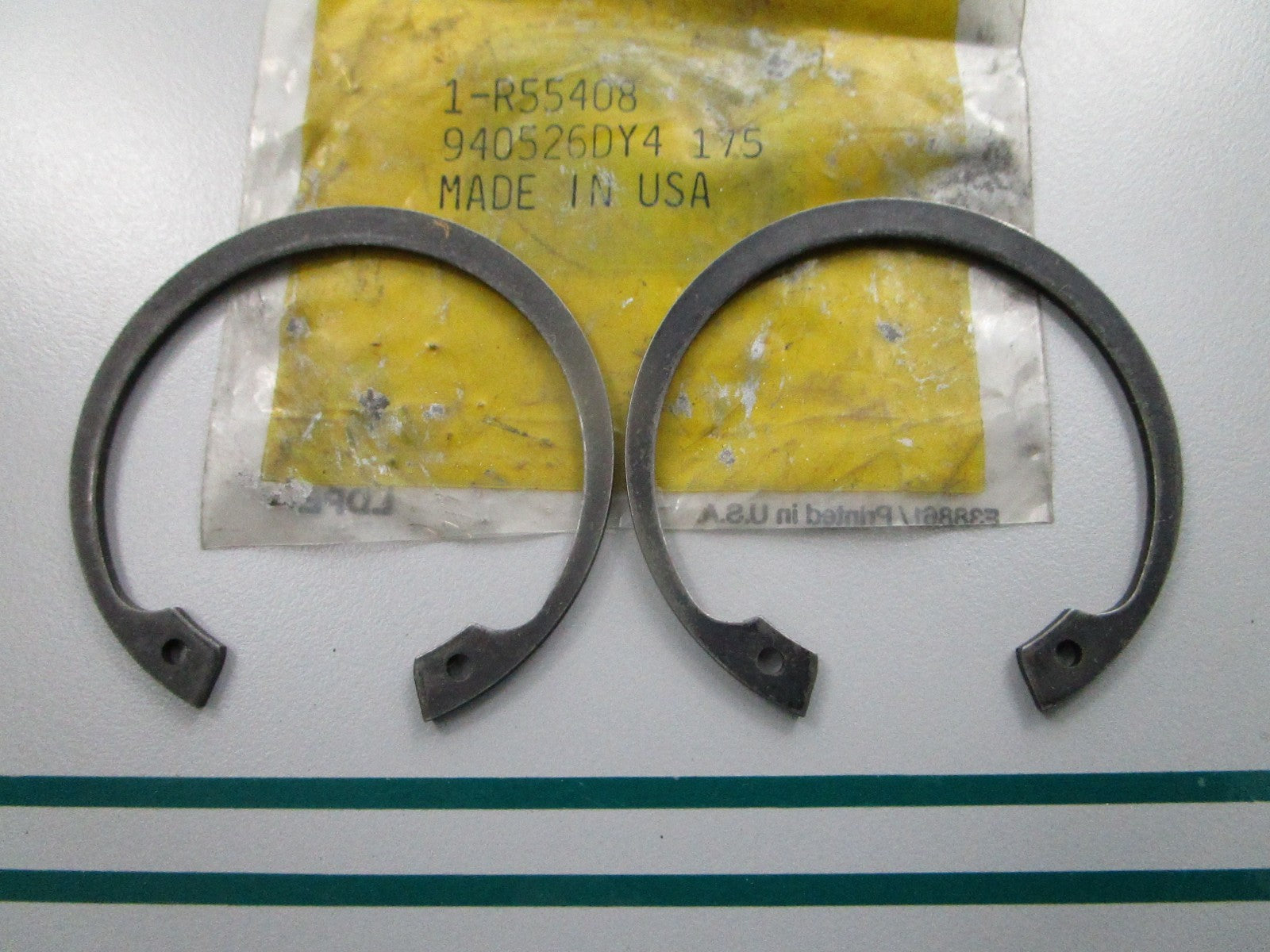 NEW OEM (LOT OF 2) R55408 John Deere Snap Ring 0810