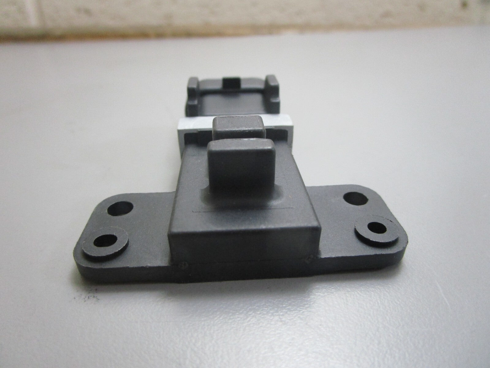 *NEW OEM* 0820 Volvo Penta Cam Position Sensor 3863130