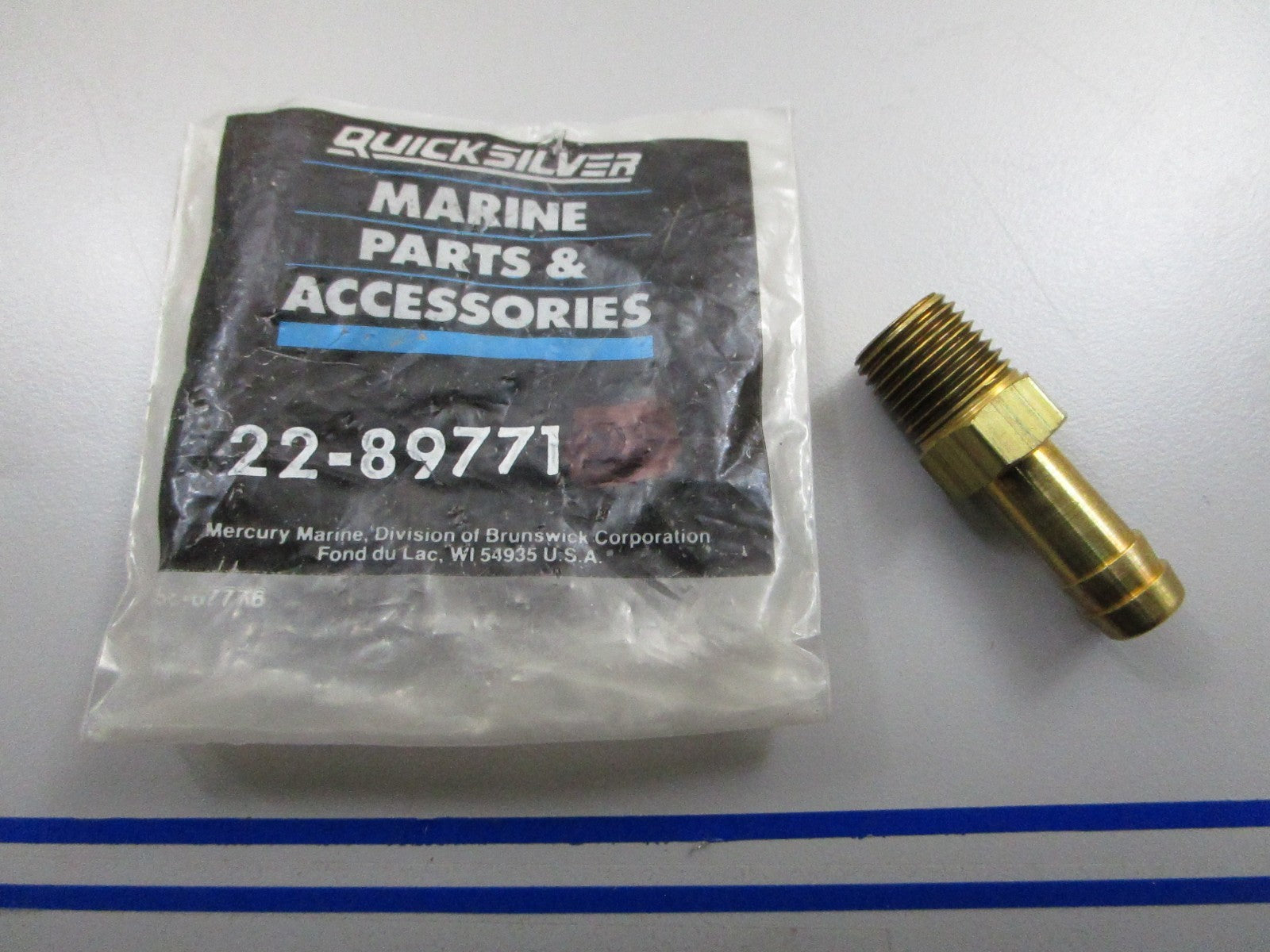 *NEW OEM* 0810 Mercury Quicksilver Connector 22-89771