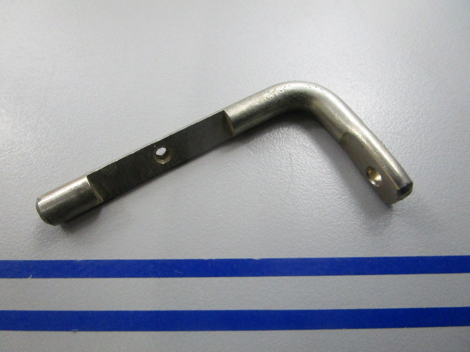 NEW OEM 313465 0313465 OMC Johnson Evinrude Choke Shaft 0810