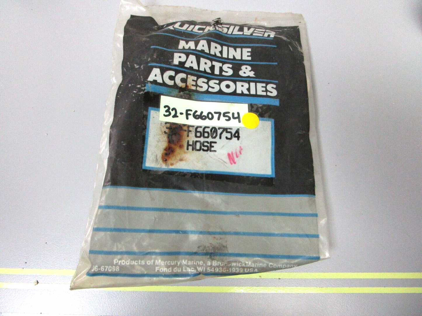 *NEW OEM* 0750 Mercury Quicksilver HOSE 32-F660754