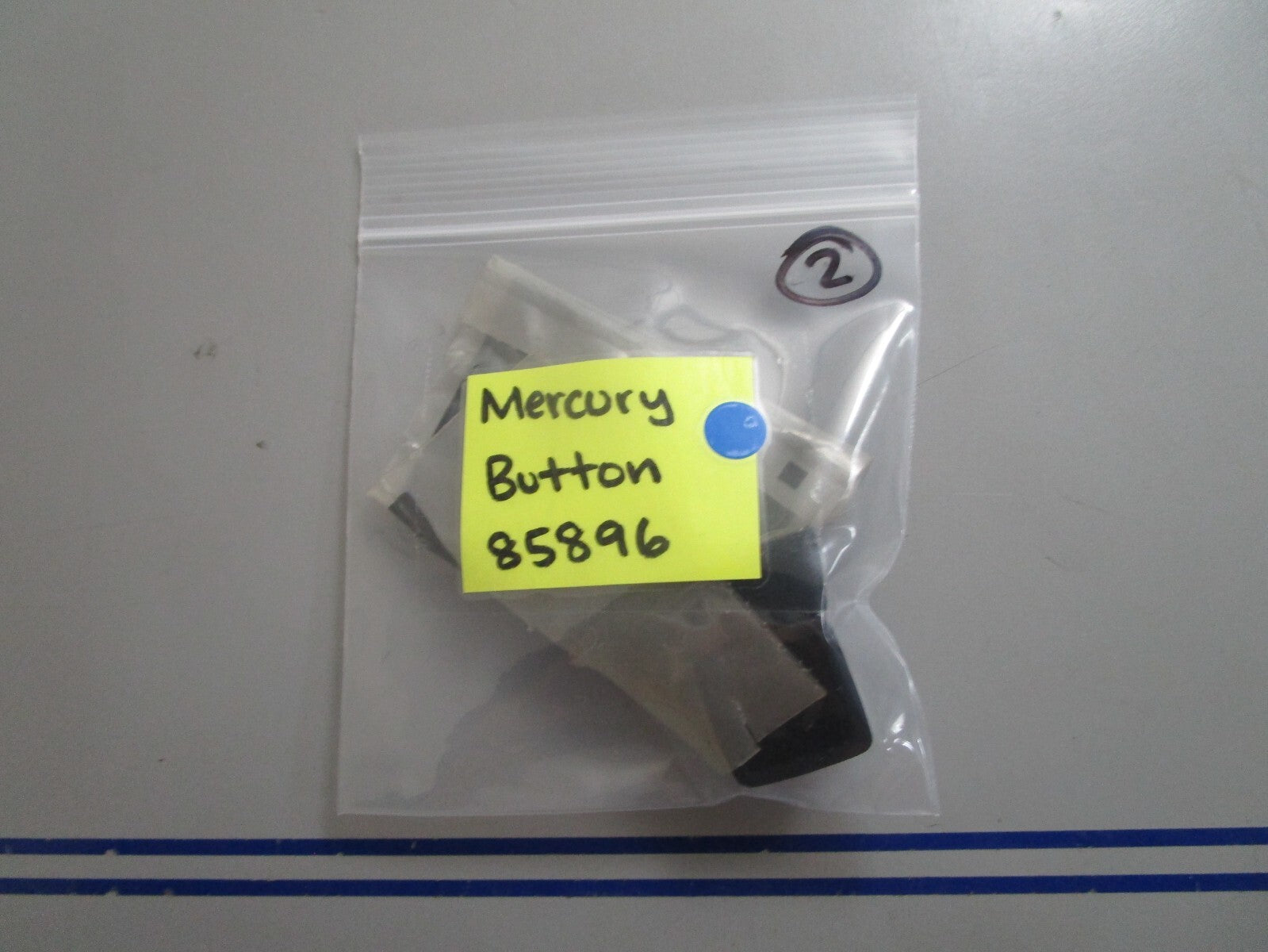 *NEW OEM* 0810 Mercury Quicksilver Button 85896