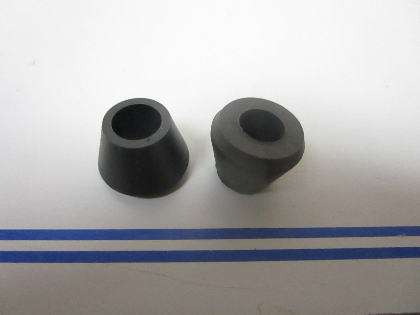 *NEW OEM* (LOT OF 2) 0810 Mercury Quicksilver Bushing 23-35278