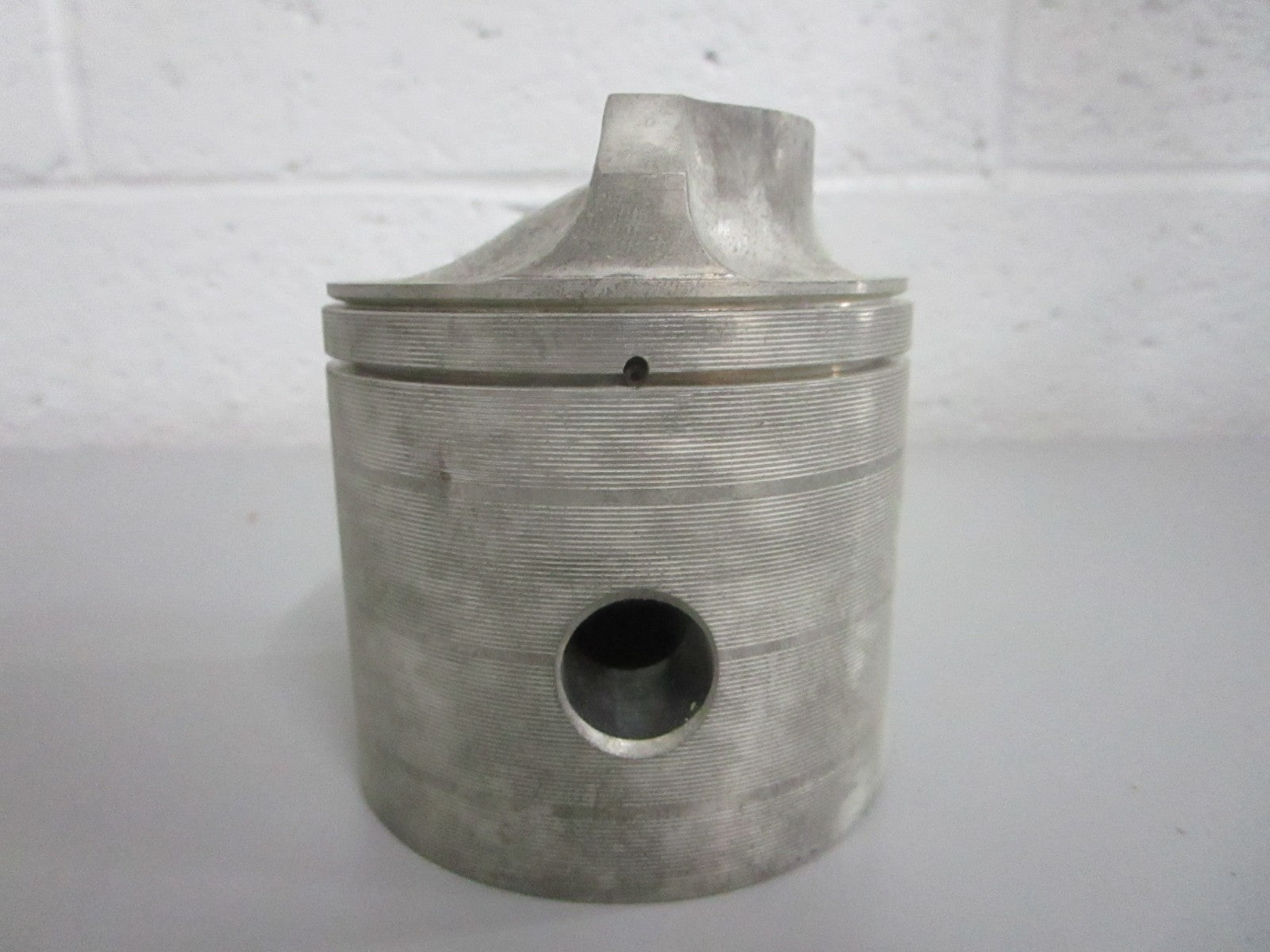 NEW OEM 700-F440015-3 Mercury Force Piston 0820