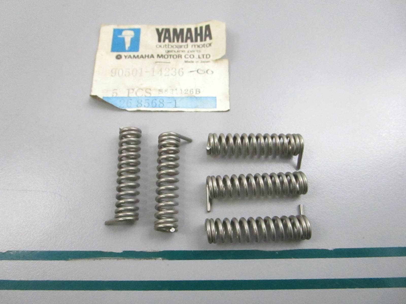 NEW OEM (LOT OF 5) 90501-14236-00 Yamaha Spring Compression 0810