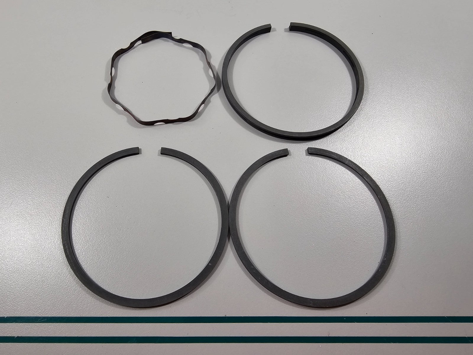 NEW OEM 391782 Briggs & Stratton Piston Ring Set 0810