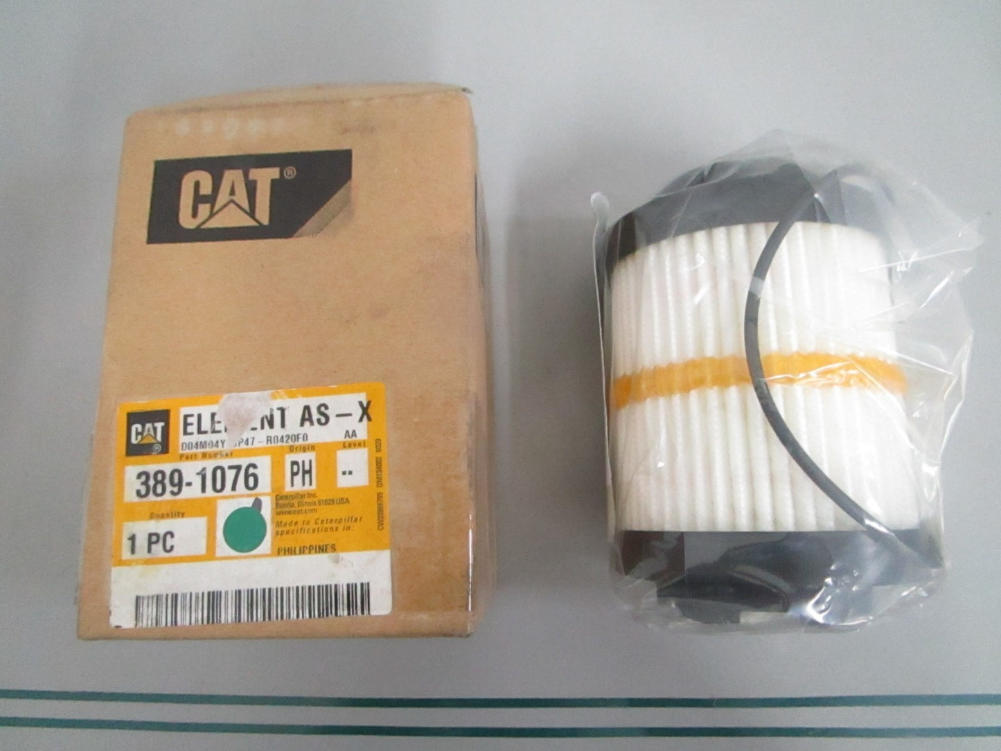 CAT 389-1076 Hydraulic Transmission Filter Element Heavy Equipment NEW OEM 0820