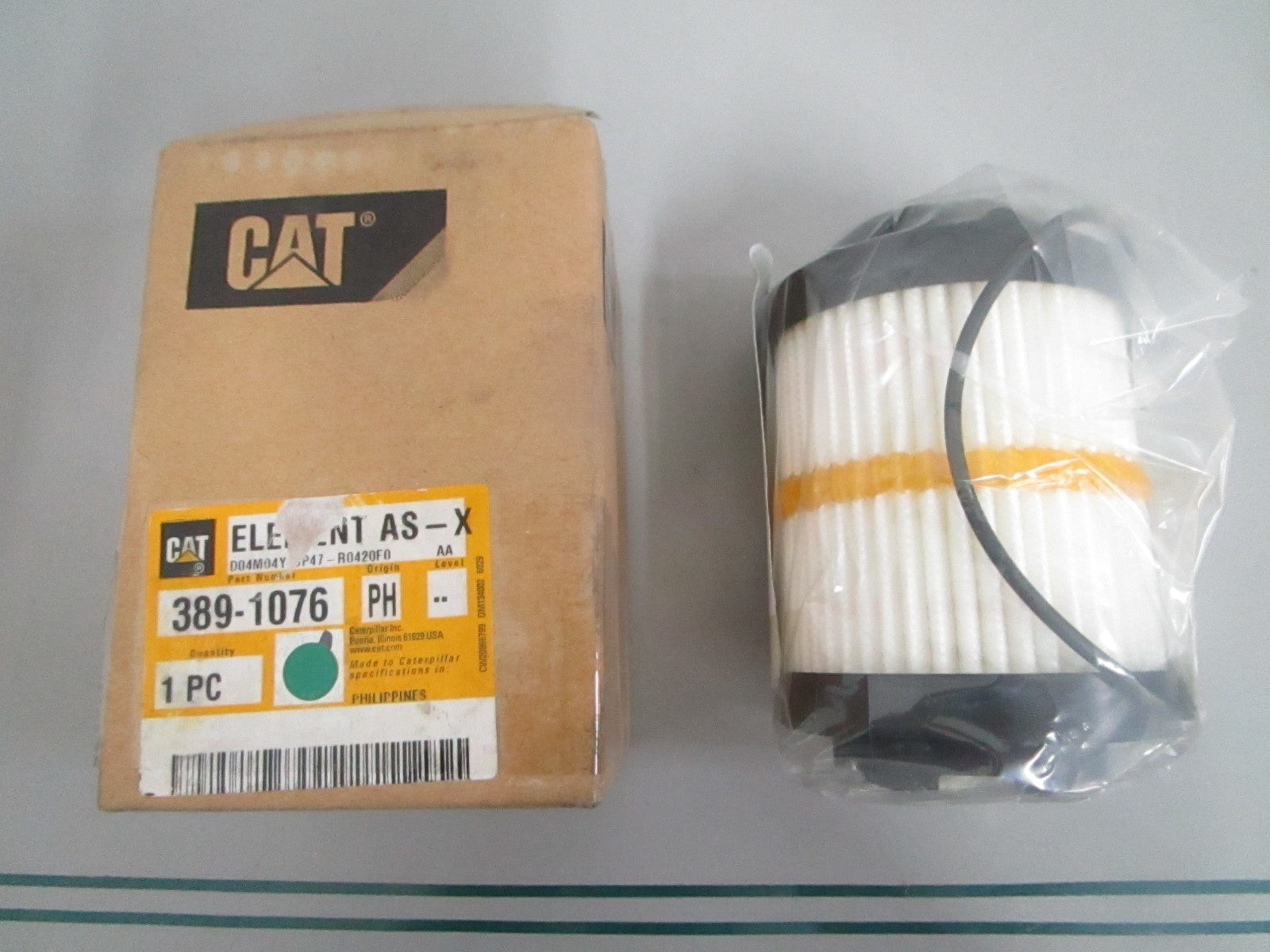 CAT 389-1076 Hydraulic Transmission Filter Element Heavy Equipment NEW OEM 0820
