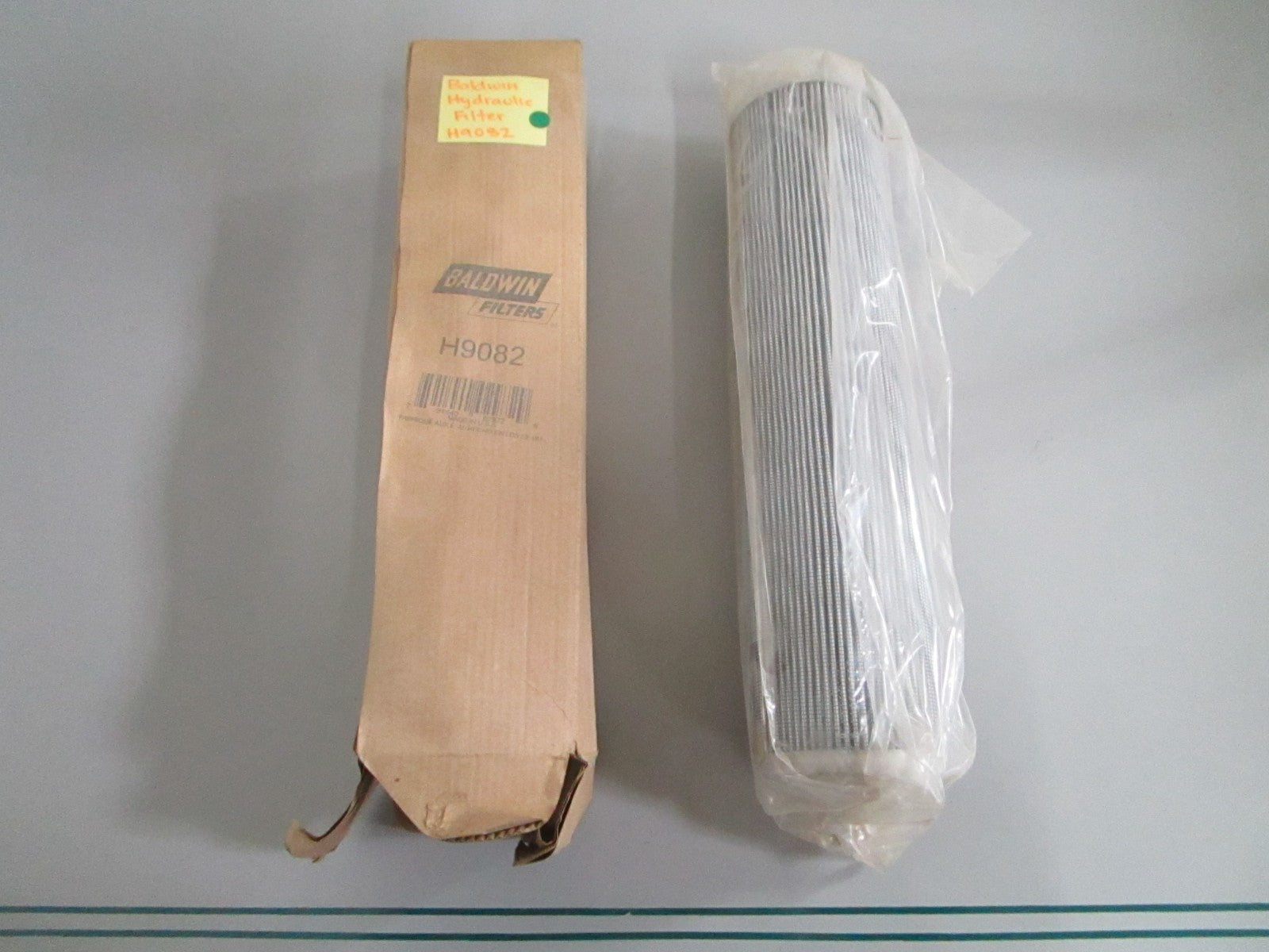 NEW H9082 Baldwin Hydraulic Filter 0820