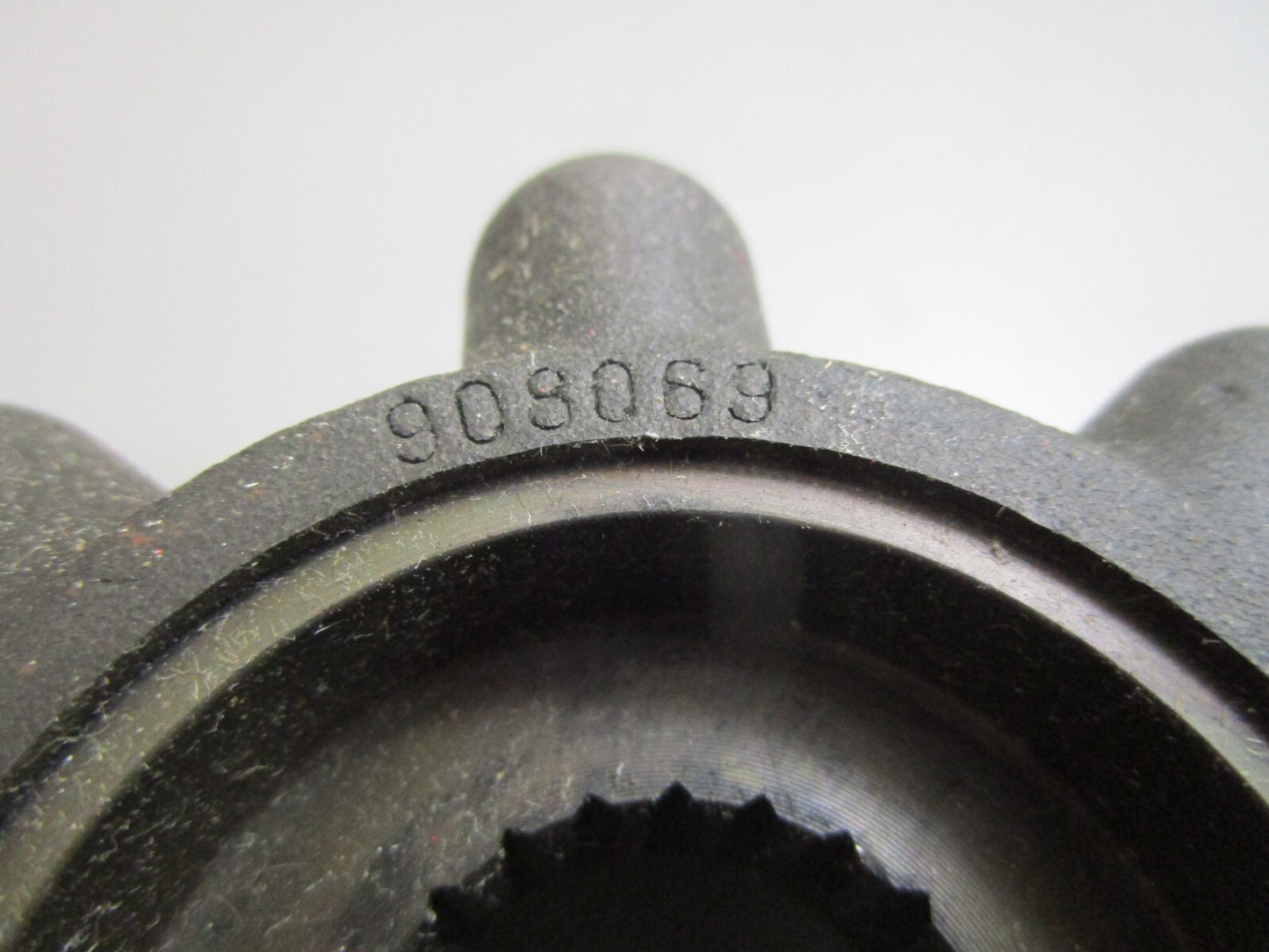 *NEW OEM* 0820 OMC Johnson Evinrude Ball Gear 908069 0908069