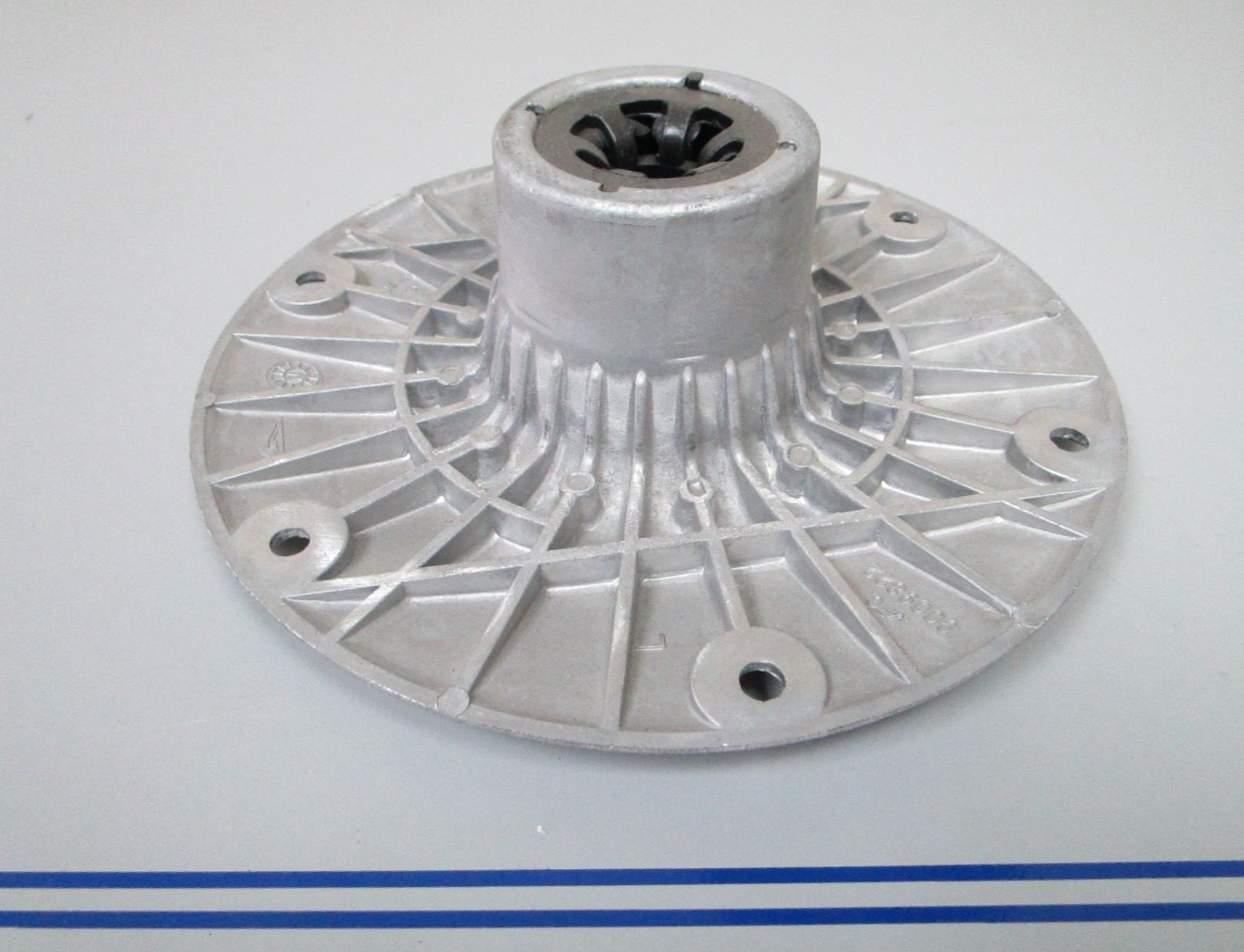 NEW 9009822 Marine Pedestal Base 0720