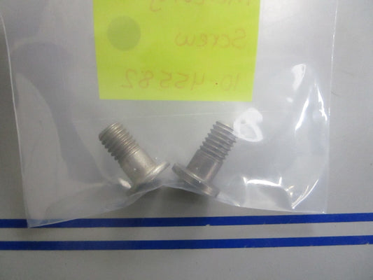 *NEW OEM* (LOT OF 2) 0810 Mercury Quicksilver Screw 10-45582