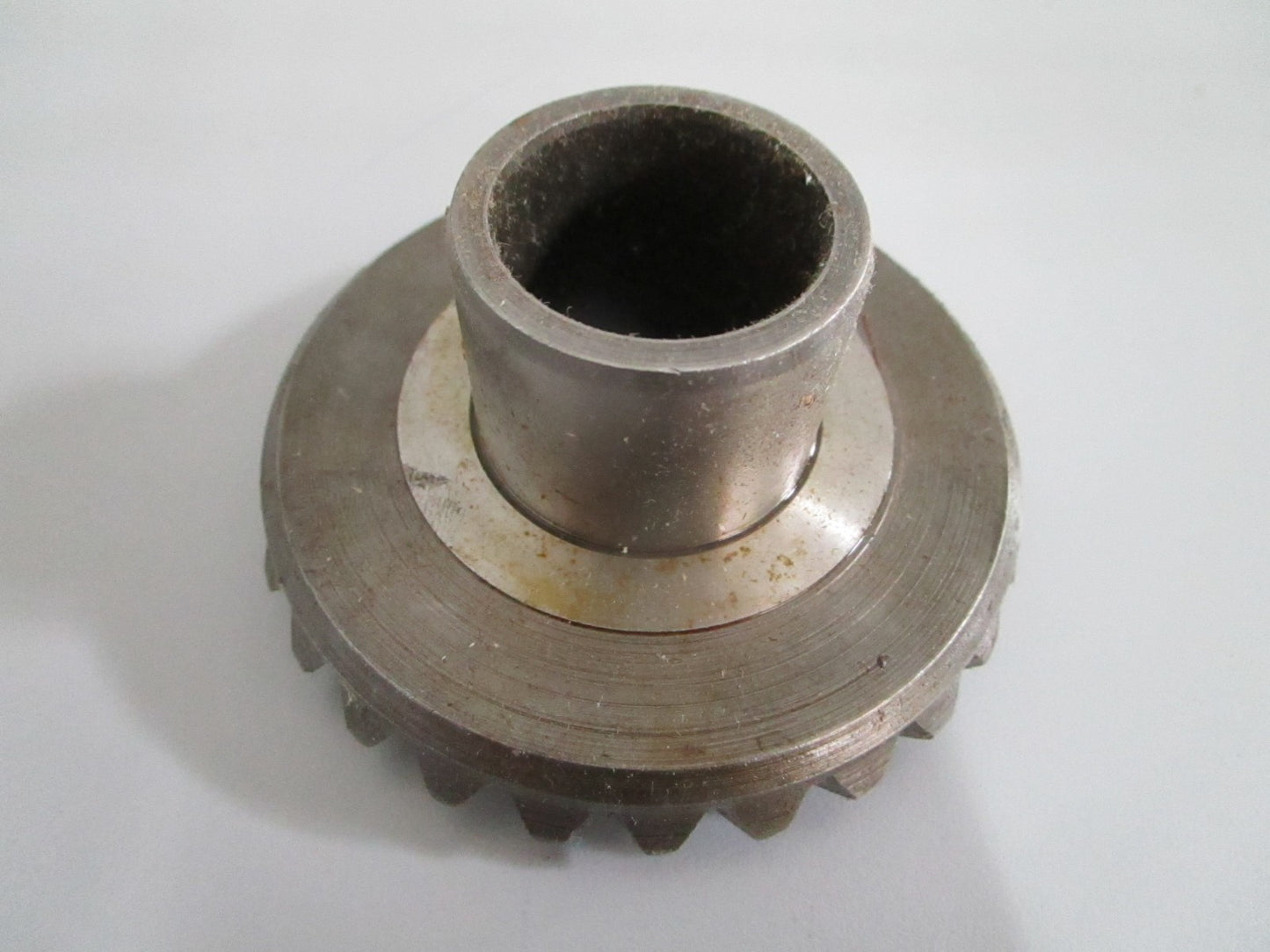 NEW OEM 317838 0317838 OMC Johnson Evinrude 26T Gear 0820