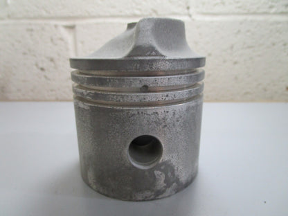 *NEW OEM* 0820 OMC Johnson Evinrude Piston 380568 0380568 311748