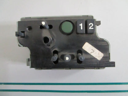 NEW OEM 0038202810 Mercedes-Benz Power Seat Control Module 0820