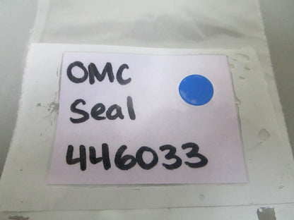 *NEW OEM* 0810 OMC Johnson Evinrude Seal 446033 0446033