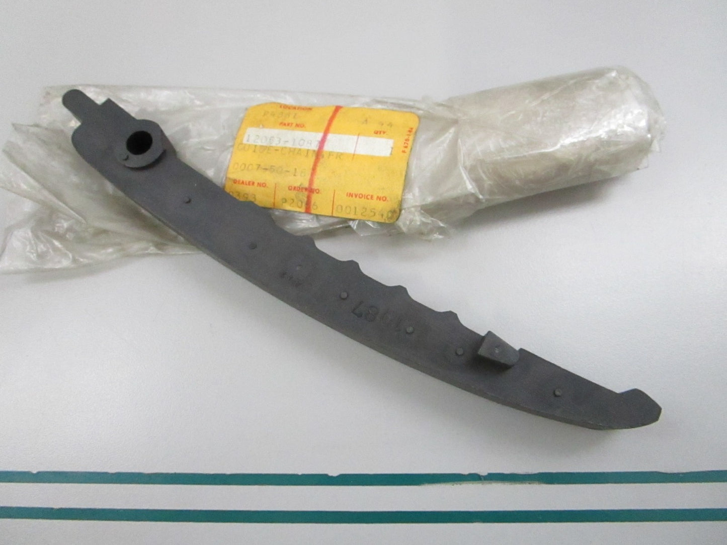 NEW OEM 12053-1087 Kawasaki Chain Guide 0810