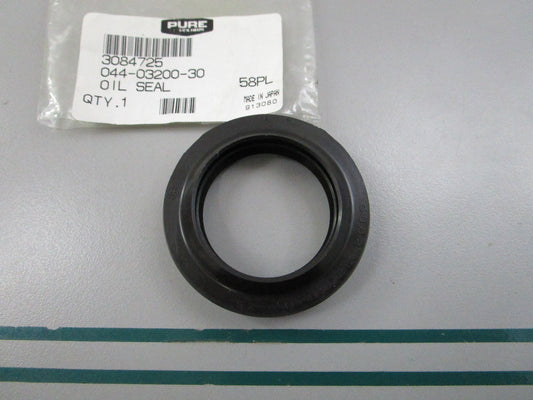 NEW OEM 3084725 Polaris Oil Seal 0810
