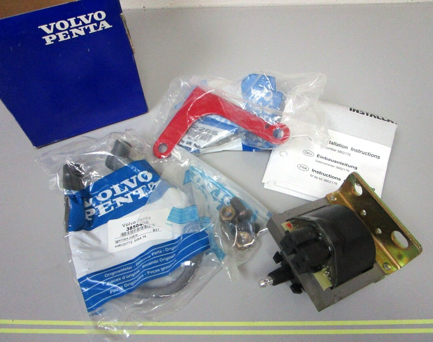 *NEW OEM* 0720 Volvo Penta Ignition Coil Kit 3862176