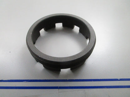 *NEW OEM* 0810 Mercury Quicksilver Retainer 66071