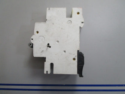 *NEW* 0820 GE Tele L Circuit Breaker 672573