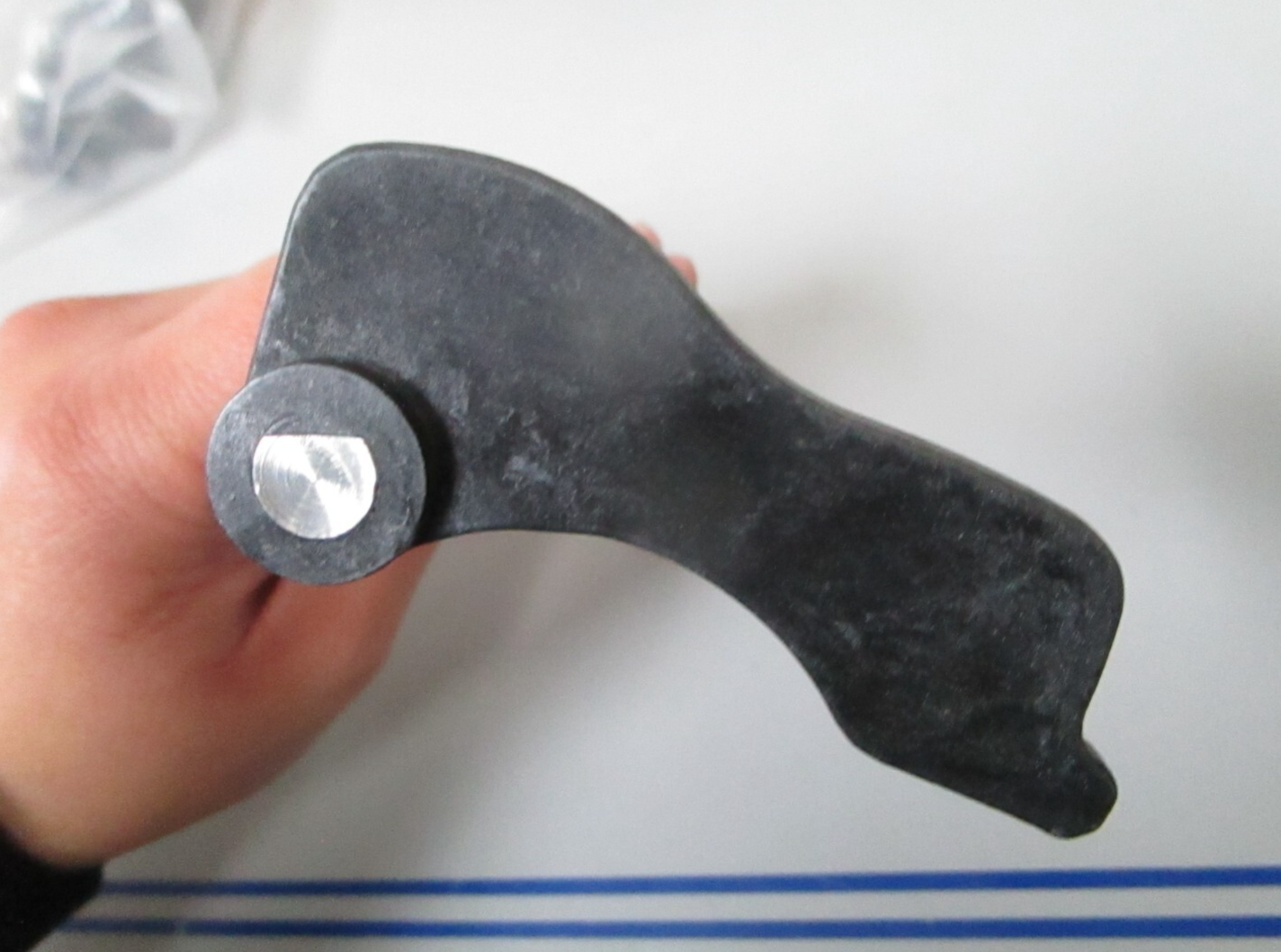 *NEW OEM* 0810 OMC Johnson Evinrude Throttle Cam & Shaft 436900 0436900