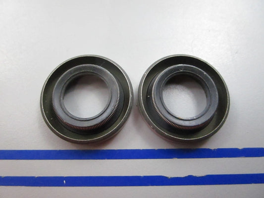 NEW OEM (LOT OF 2) 330327 0330327 OMC Johnson Evinrude Oil Seal 0810