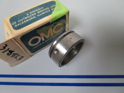 NEW OEM 318863 0318863 OMC Johnson Evinrude Center Bearing Split Sleeve 0720
