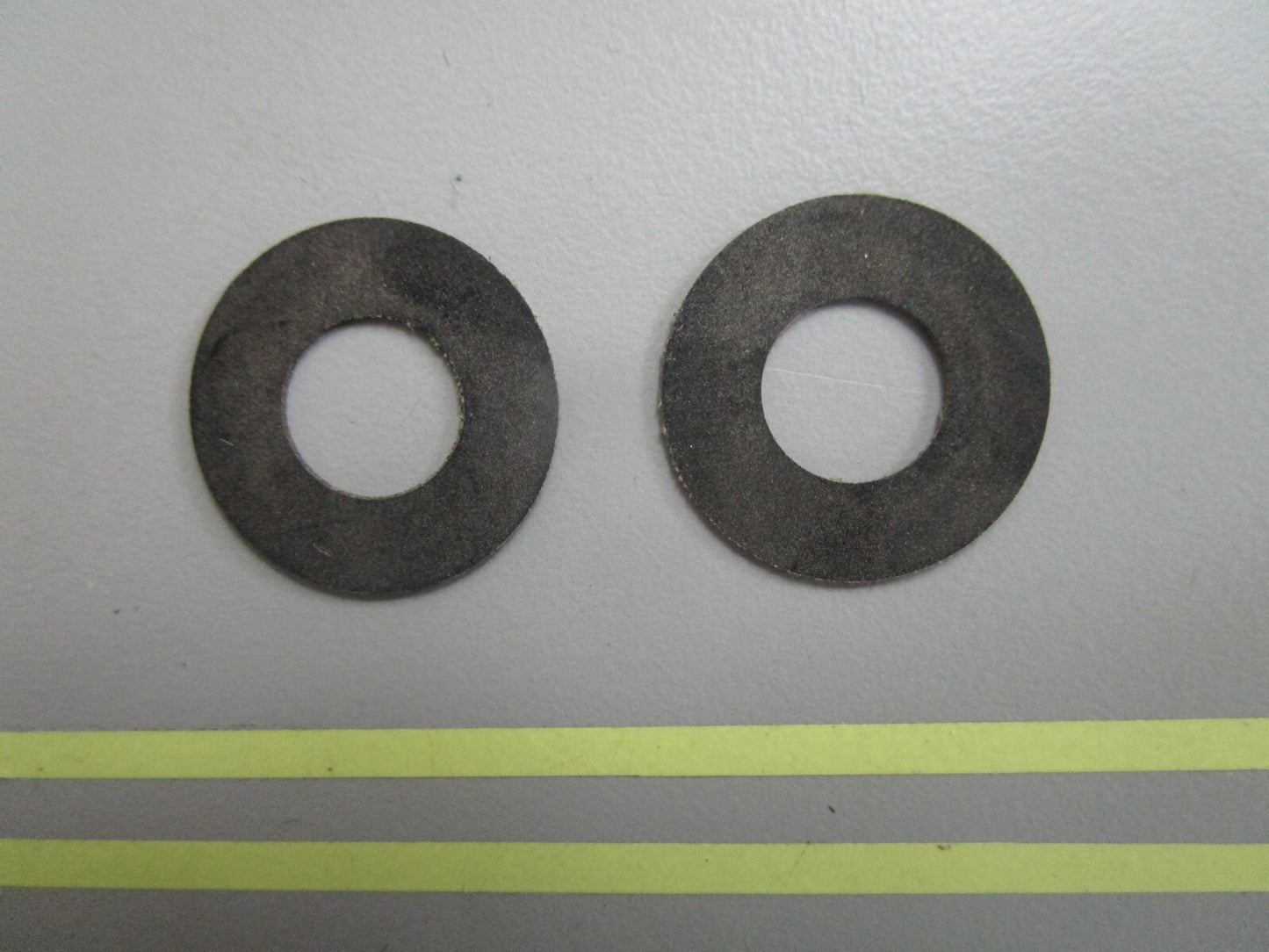 *NEW OEM* (LOT OF 2) 0810 OMC Johnson Evinrude Washer 311001 0311001