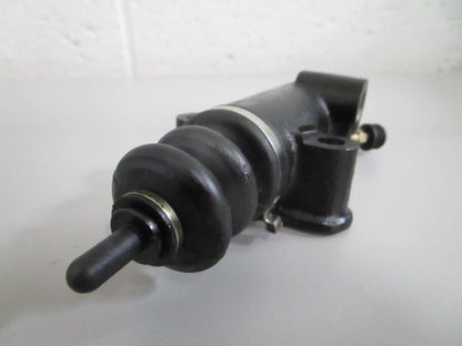 NEW OEM 0002954207 Mercedes-Benz Slave Cylinder 0820