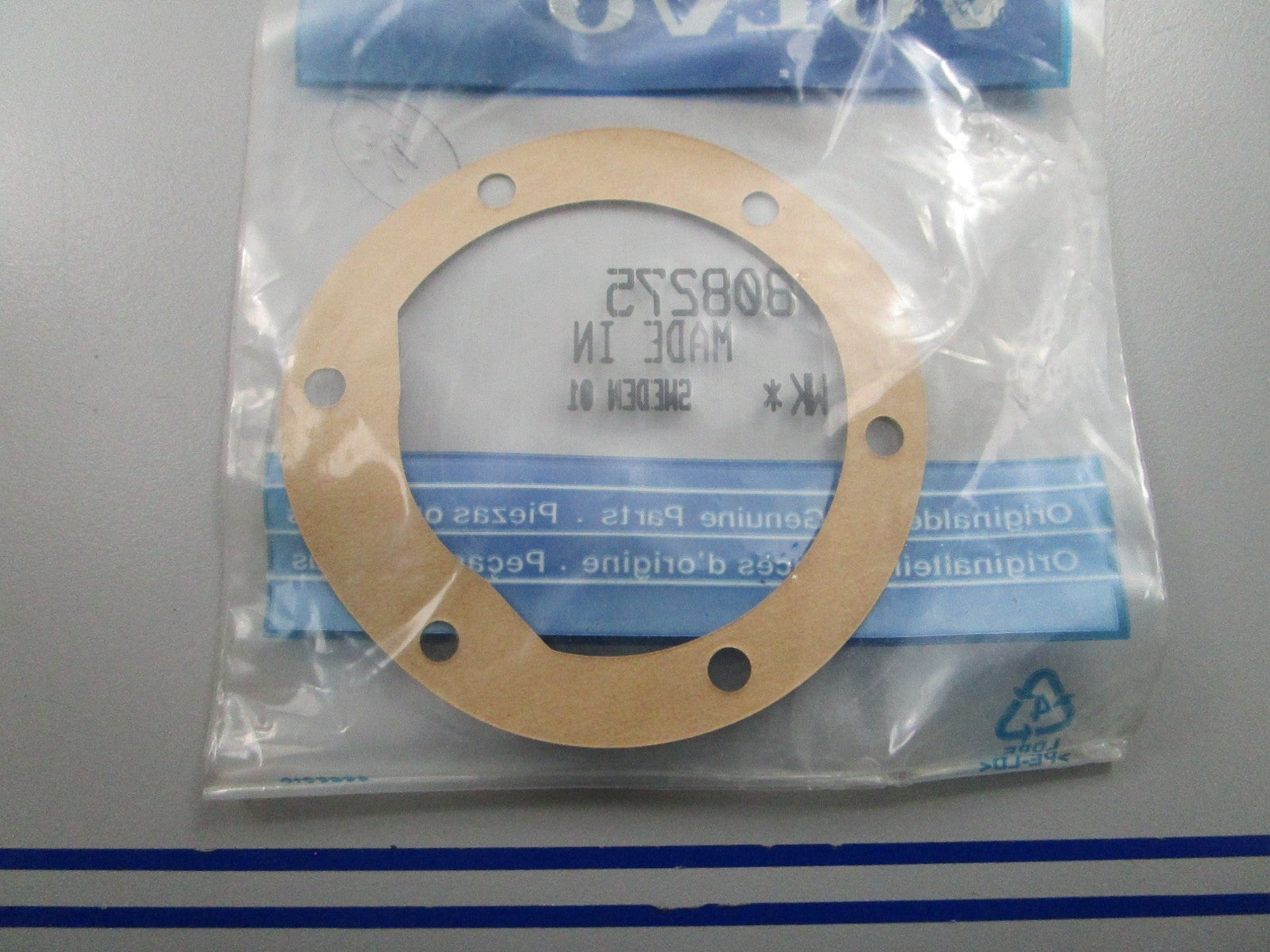 *NEW OEM* 0810 Volvo Penta Gasket 808275