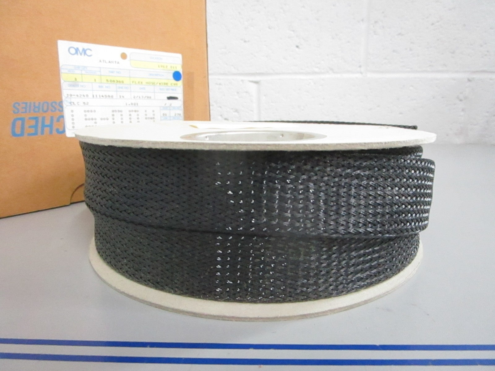 NEW OEM 508366 0508366 OMC Johnson Evinrude Flex Hose/Wire Cover 0820