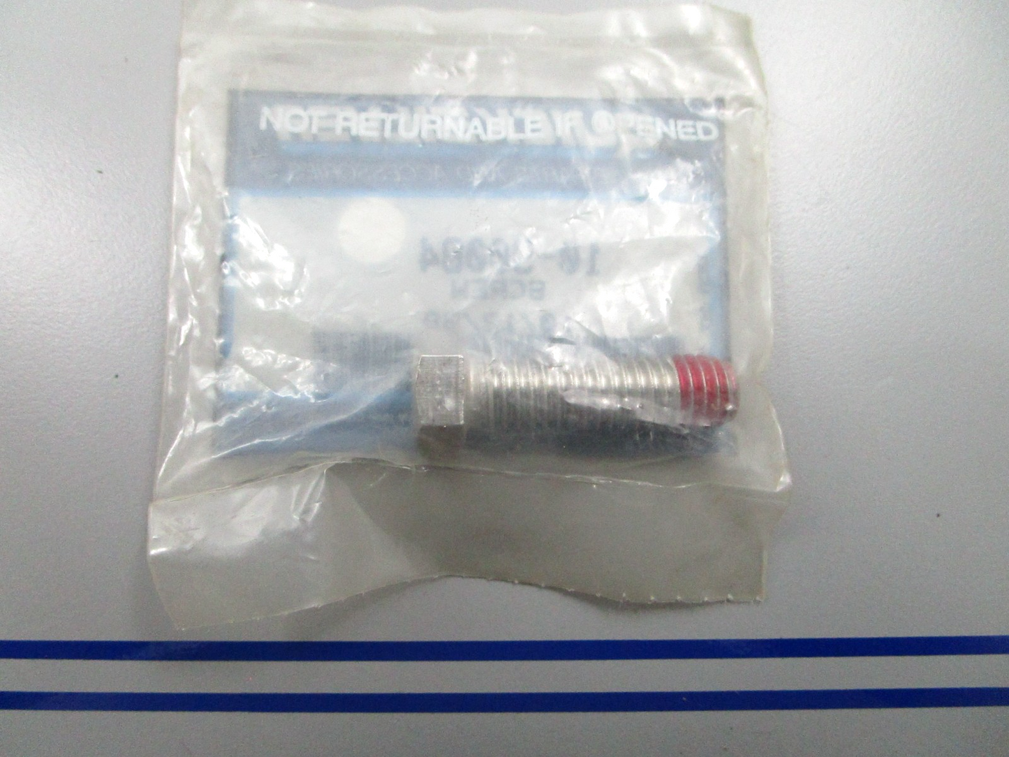 *NEW OEM* 0810 Mercury Quicksilver Screw 10-90084