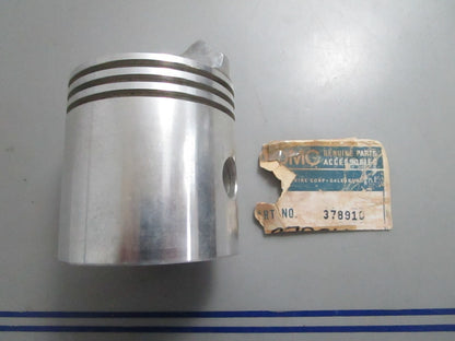 *NEW OEM* 0820 OMC Johnson Evinrude Piston 378910 0378910