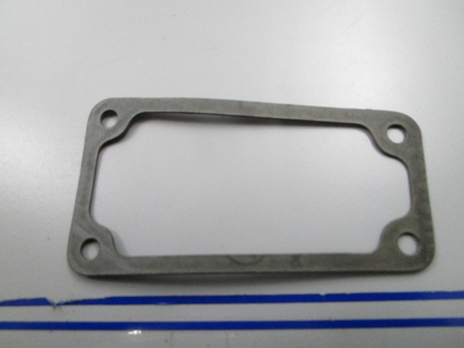 *NEW OEM* 0810 OMC Johnson Evinrude Gasket 334281 0334281