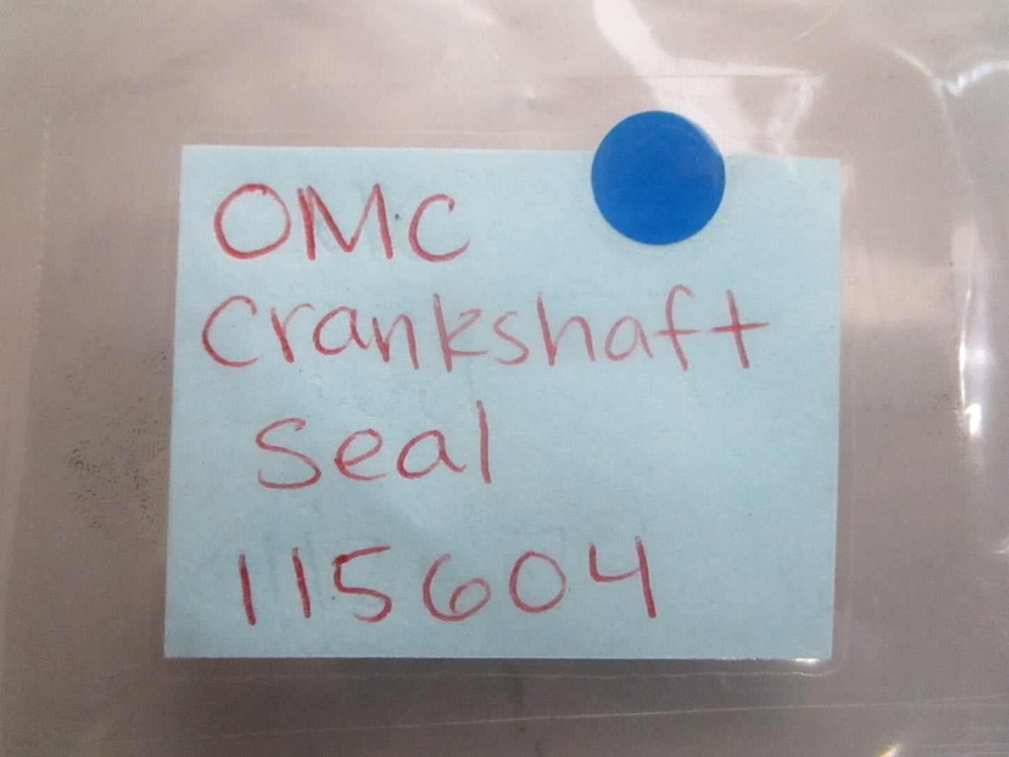 *NEW OEM* 0810 OMC Johnson Evinrude Crankshaft Seal 115604 0115604