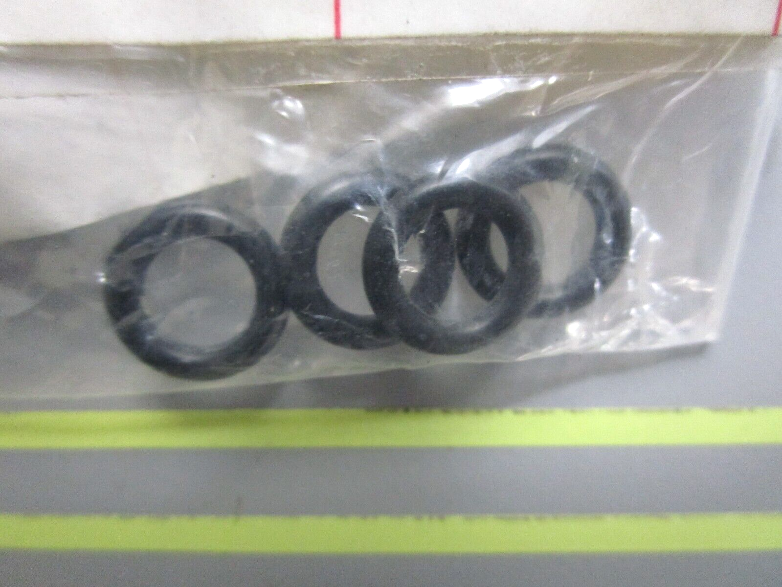 *NEW OEM* (LOT OF 4) 0810 Volvo Penta O-Ring 925053