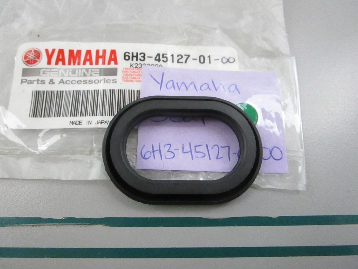 NEW OEM 6H3-45127-01-00 Yamaha Seal 0810