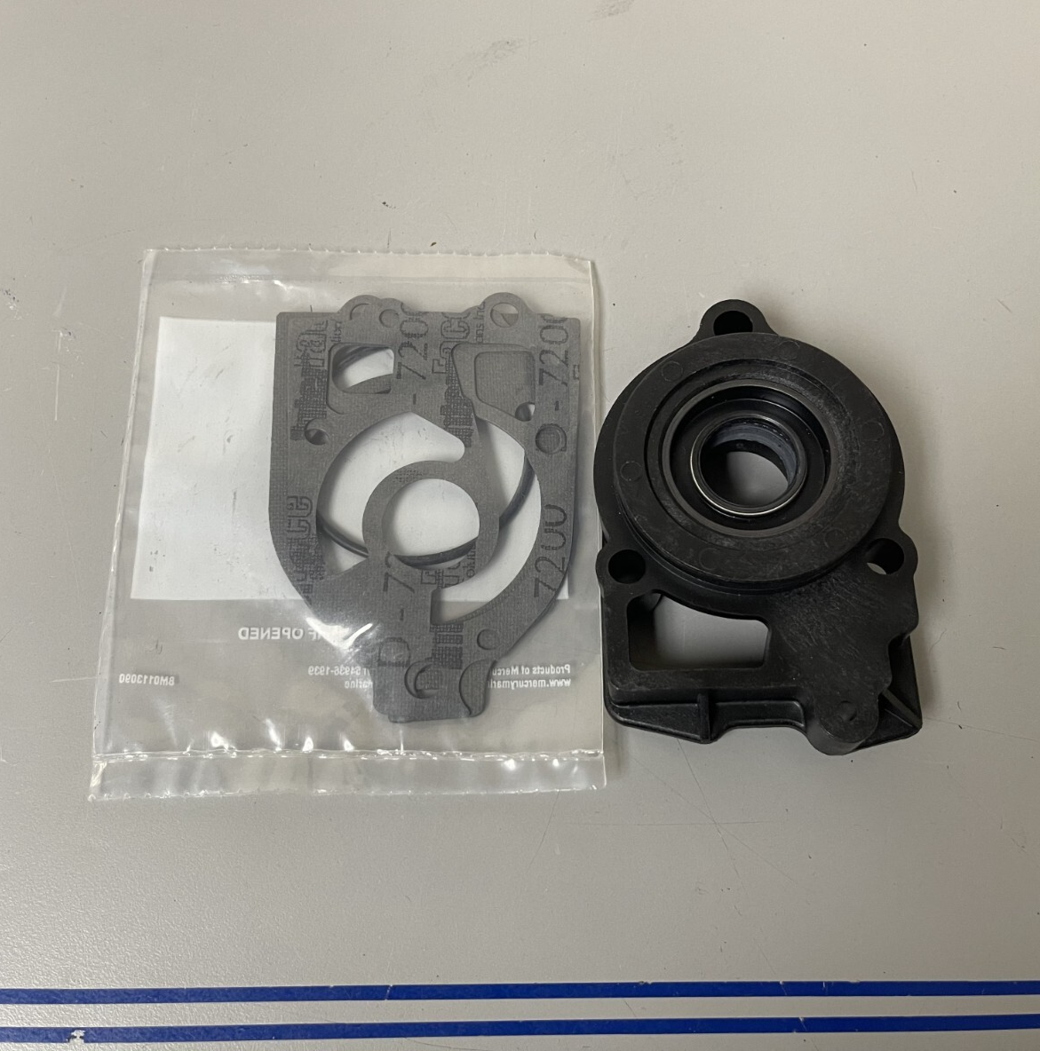 *NEW OEM* 0670 Mercury Quicksilver Water Pump Base Assembly 46-8M0077147