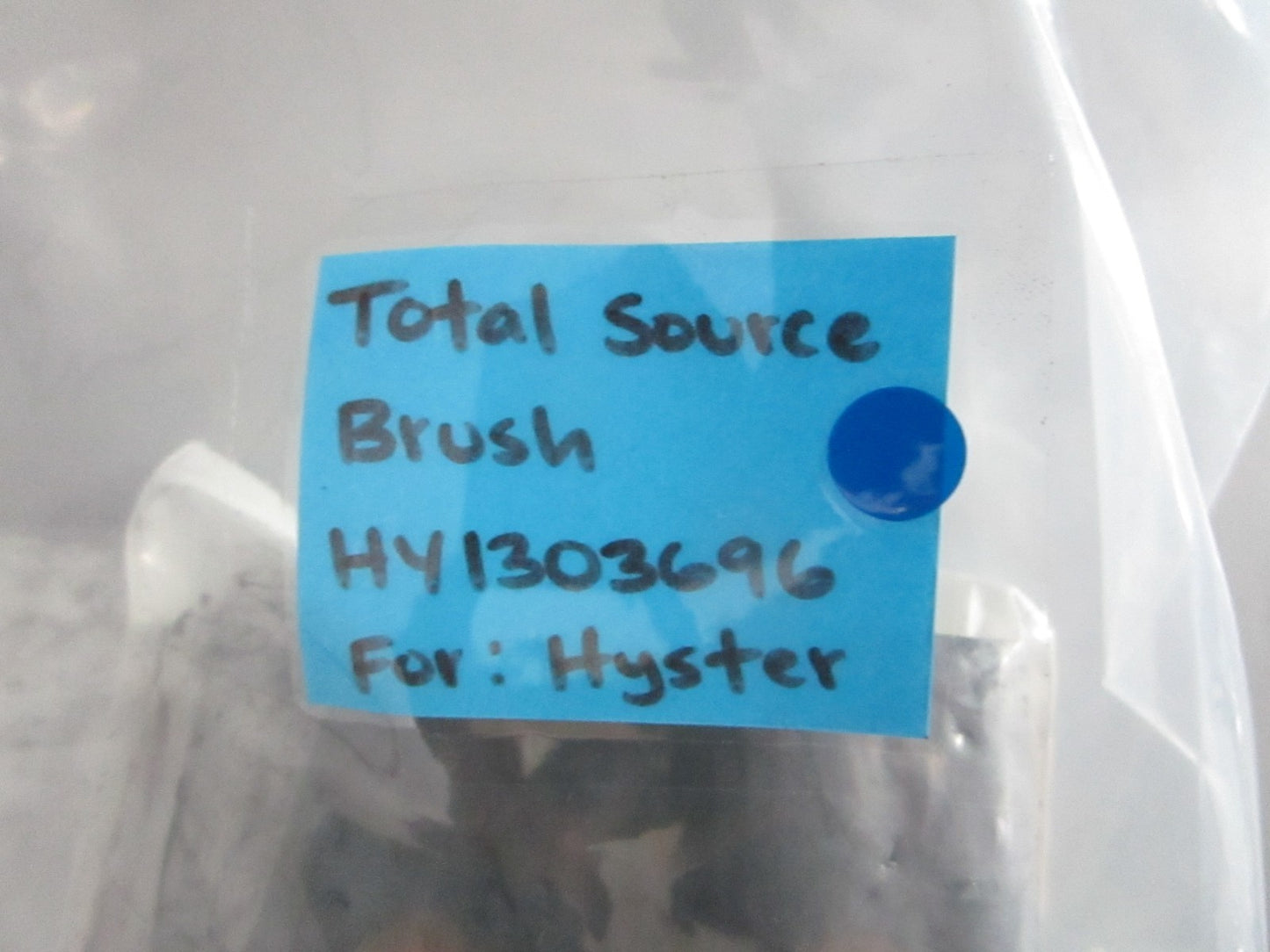 NEW HY1303696 Total Source Brush For: Hyster 0820