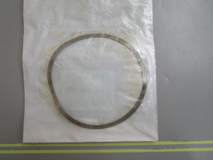 *NEW OEM* 0810 OMC Johnson Evinrude .004 Shim 3852370