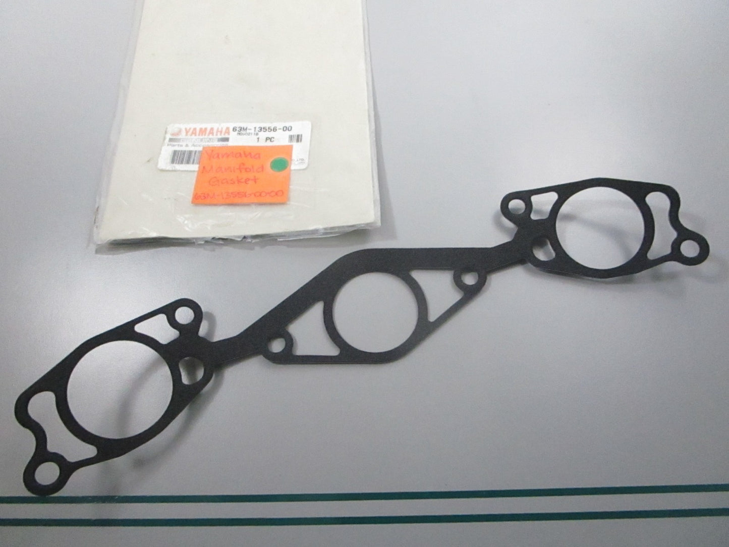 NEW OEM 63M-13556-00-00 Yamaha Manifold Gasket 0810