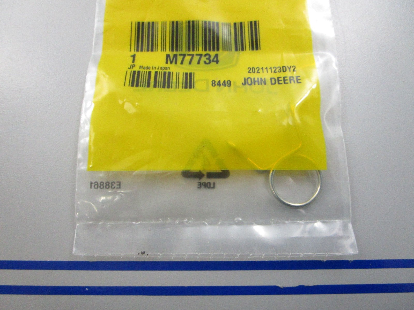 *NEW OEM* 0810 John Deere Clamp M77734