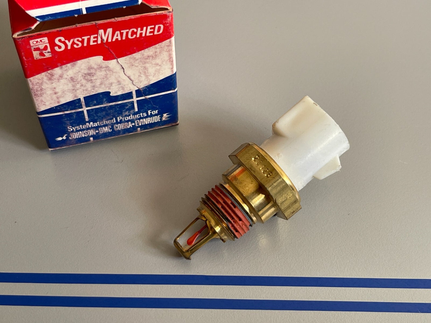 *NEW OEM* 0810 OMC Johnson Evinrude Sensor 3854158 987675 0987675