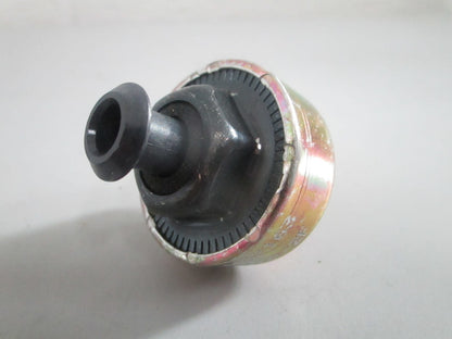 NEW OEM 3854512 Volvo Penta Sensor 0820