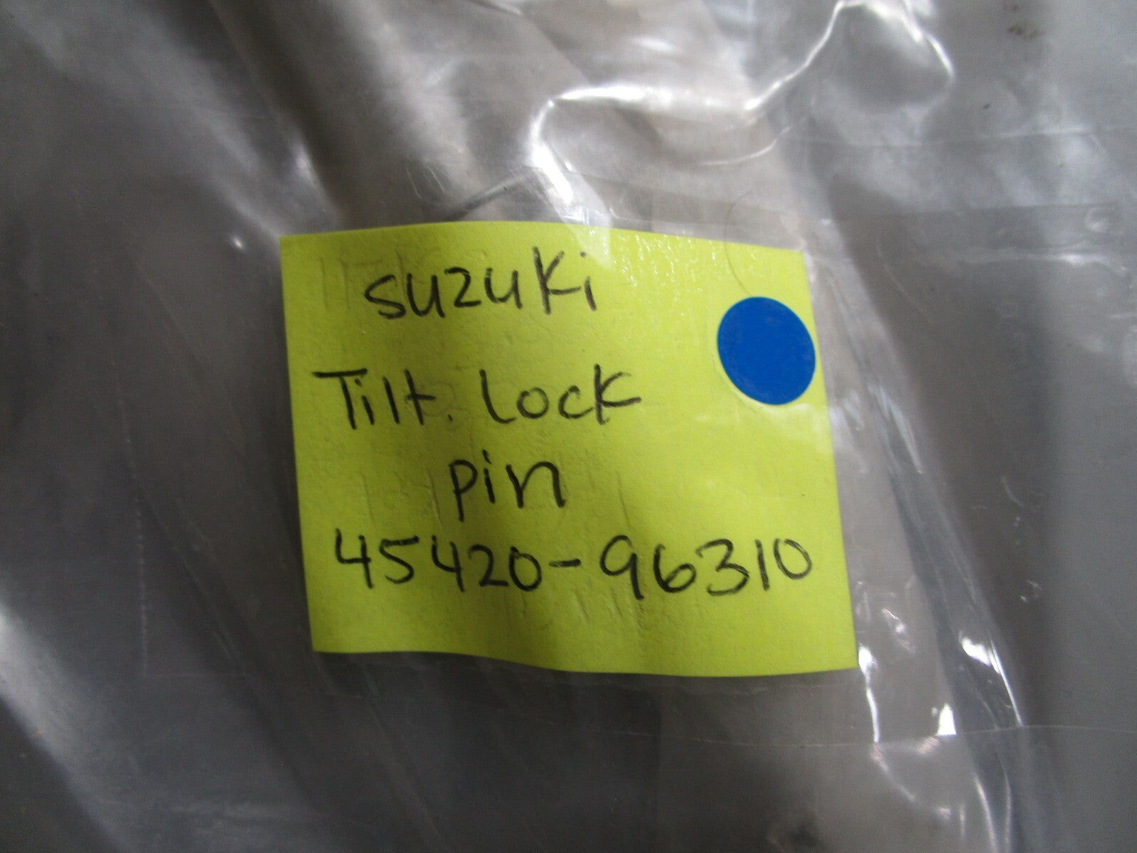 *NEW OEM* 0810 Suzuki Tilt Lock Pin 45420-96310