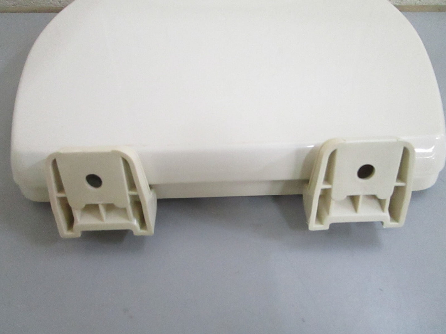 *NEW* 0820 Dometic Bone-White Seat Cover Ay 385343831